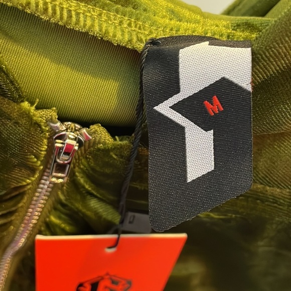 NWT Gsuwoo 2 piece velour suit size - M - Picture 8 of 12